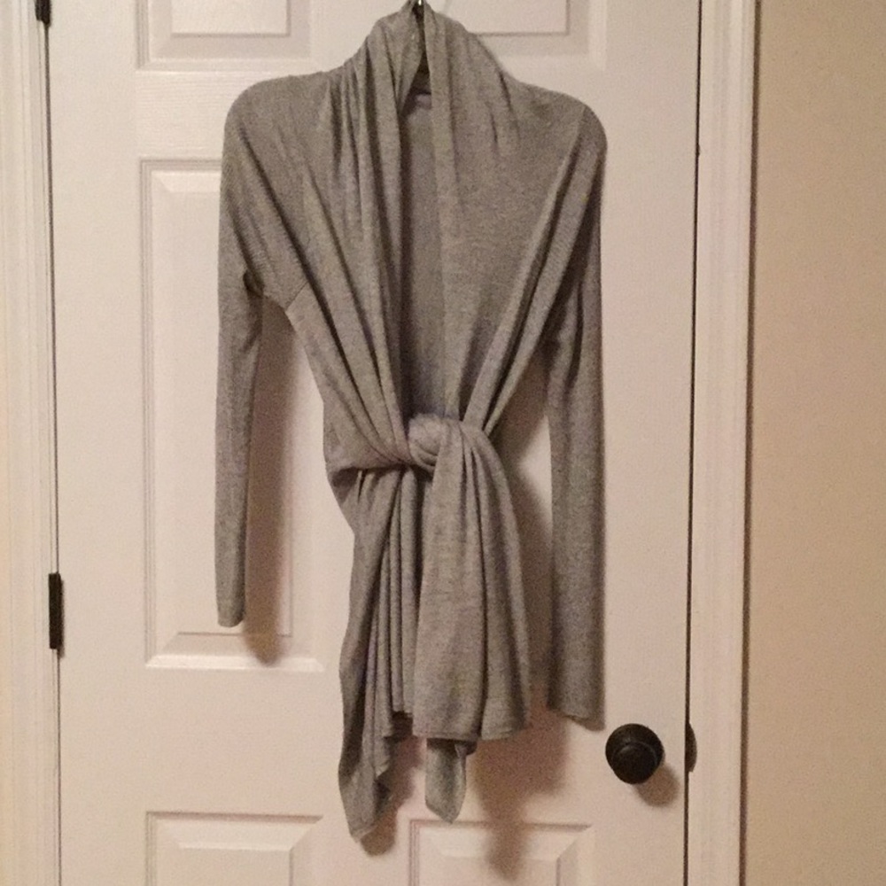 Women’s sweater wrap